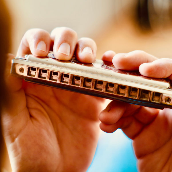 Harmonica Lessons in Rive-Sud Longueuil